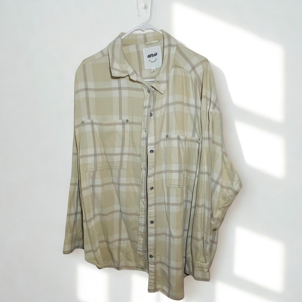 Oversized Aerie Beige and Cream Checkered flannel button up shirt